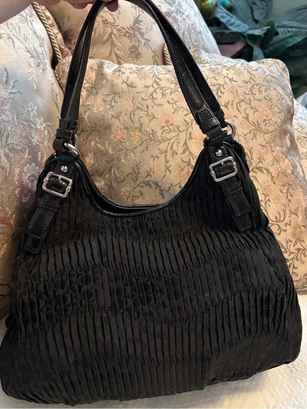 Coach Madison Hobo Black Pleated Shoulder Bag - Picture 2 of 7